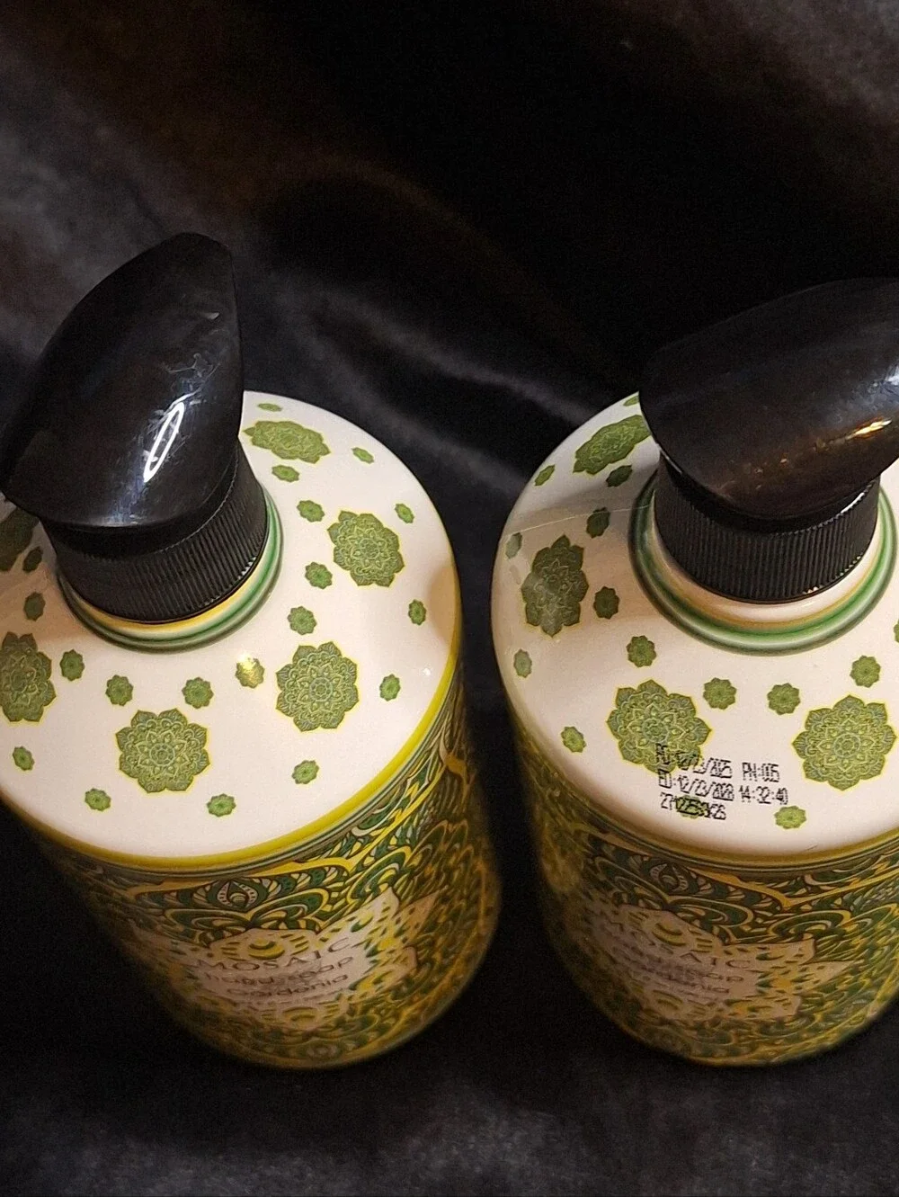 2 Pack Mosaic Hand Soap~Gardinia~24.6 oz Each~Pump Top~Kitchen~Bath~Floral